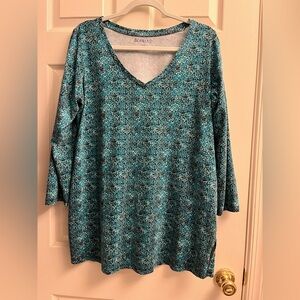 Roaman’s Teal Patterned V-Neck 3/4 Sleeved T-shirt 14/16